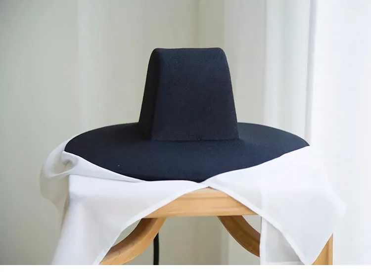 Chu Tang 初唐 Early Tang Weimao Veiled Brim Square Top Hat