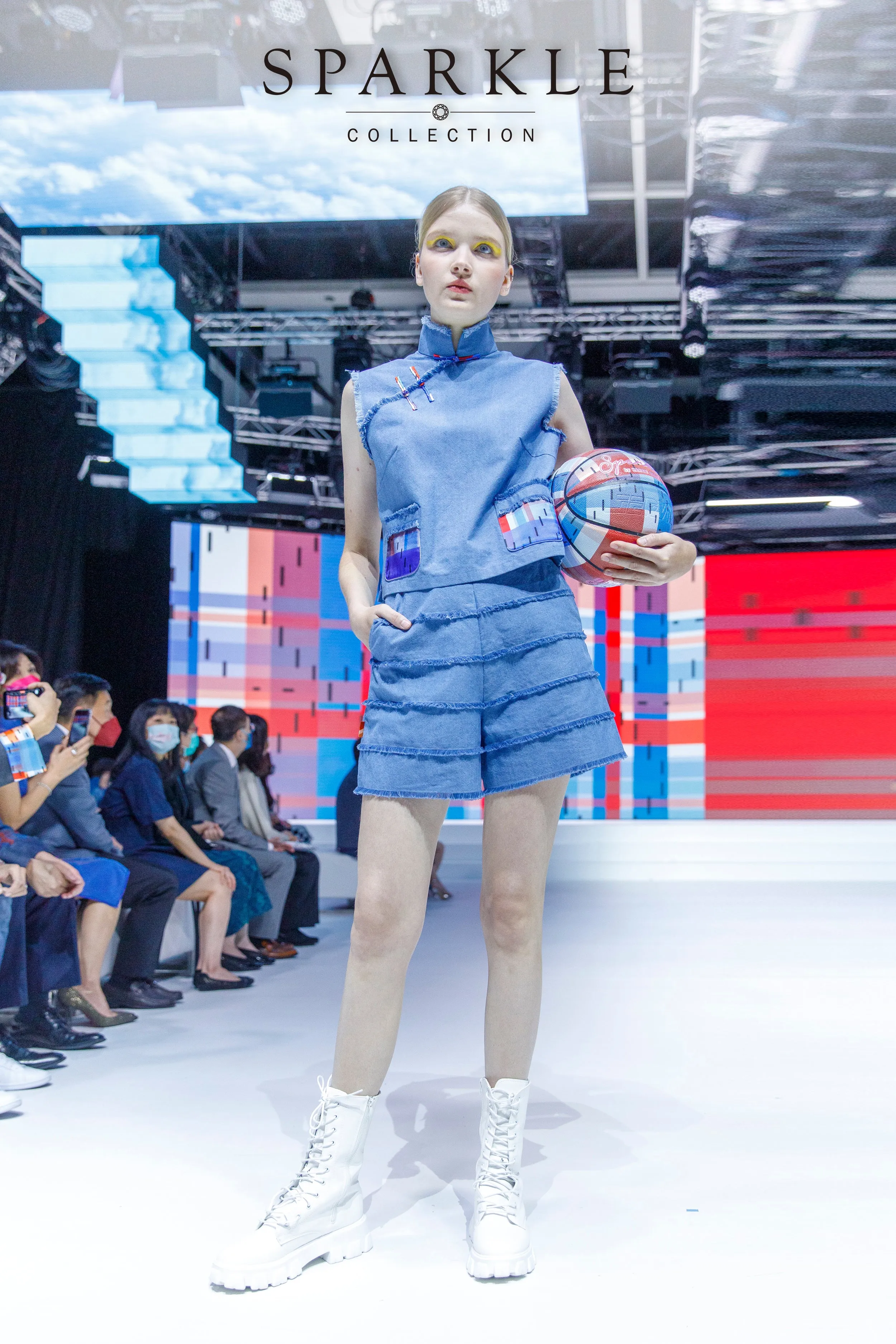 【FOLKISH】Red-White-Blue Satin Eco-Denim Cheongsam Tank Top (紅白藍)