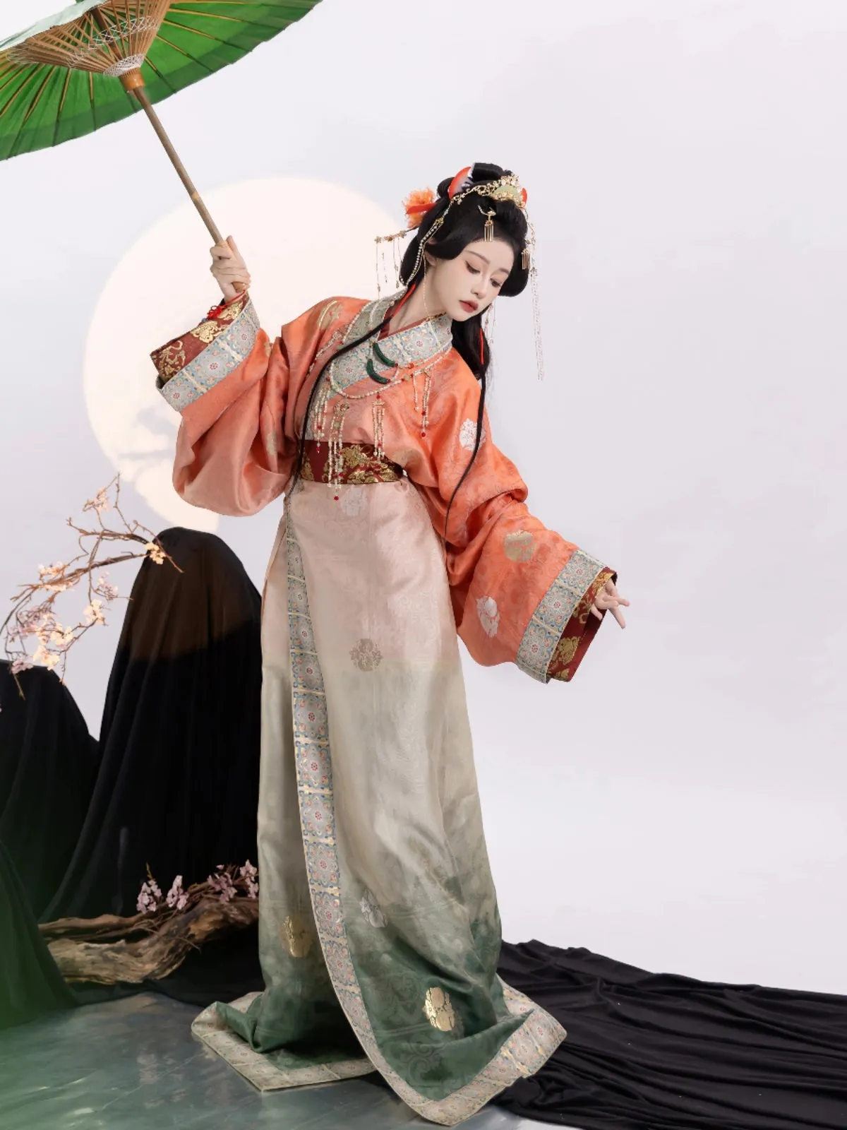 Han Dynasty Hanfu, Straight Hem Robe, Fanta Sprite 芬达雪碧 (Preorder)