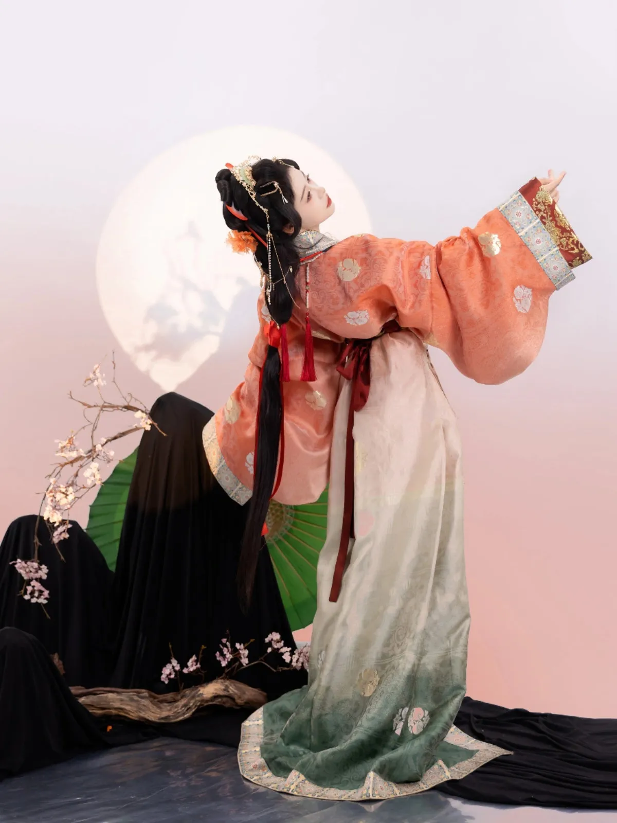 Han Dynasty Hanfu, Straight Hem Robe, Fanta Sprite 芬达雪碧 (Preorder)
