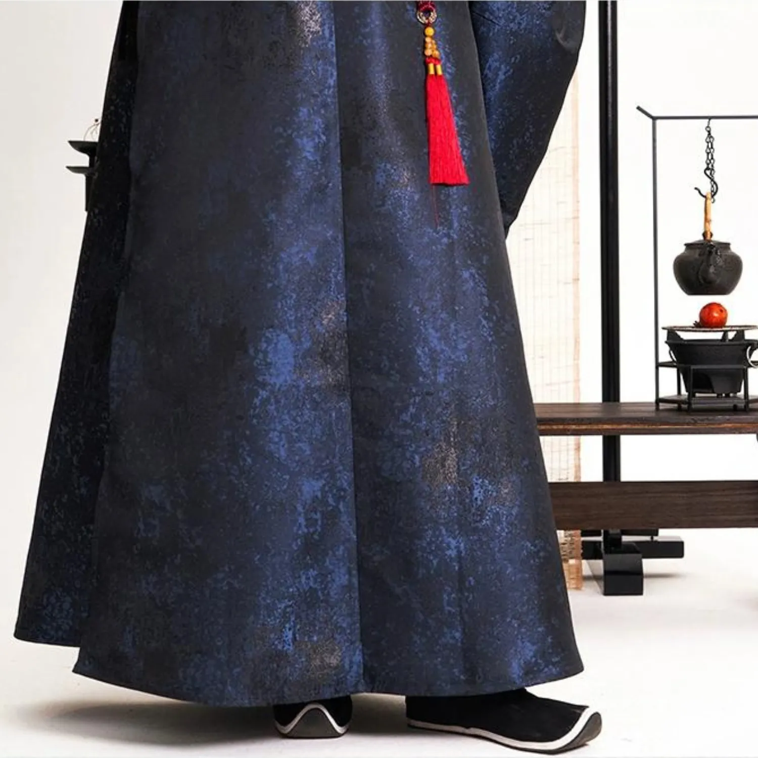 He Xuan 鹤轩 Crane Pavilion Ming Dynasty Yuanlingpao Men's Round Collar Robe