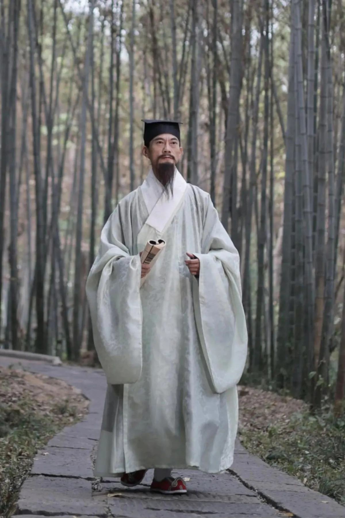 Mun Chun 暮春 Late Spring Ming Dynasty Daopao Men & Unisex Robe