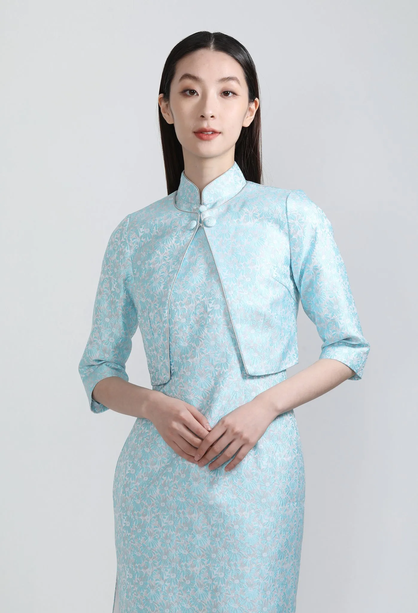 PAMELA Daisy Brocade Sleeveless Cheongsam (Baby Blue)