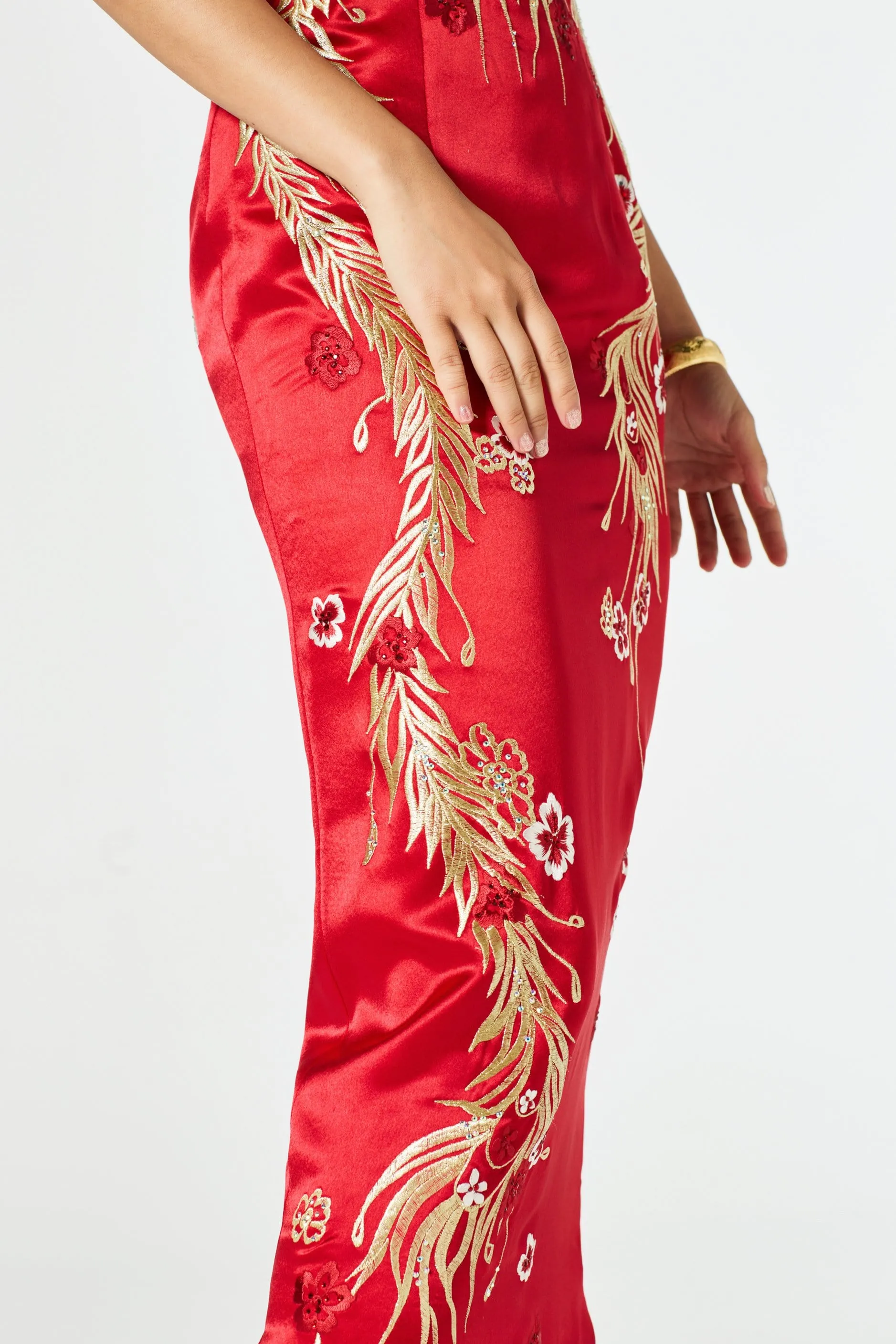 Phoebe Bespoke Dress | Traditional Wedding Dress