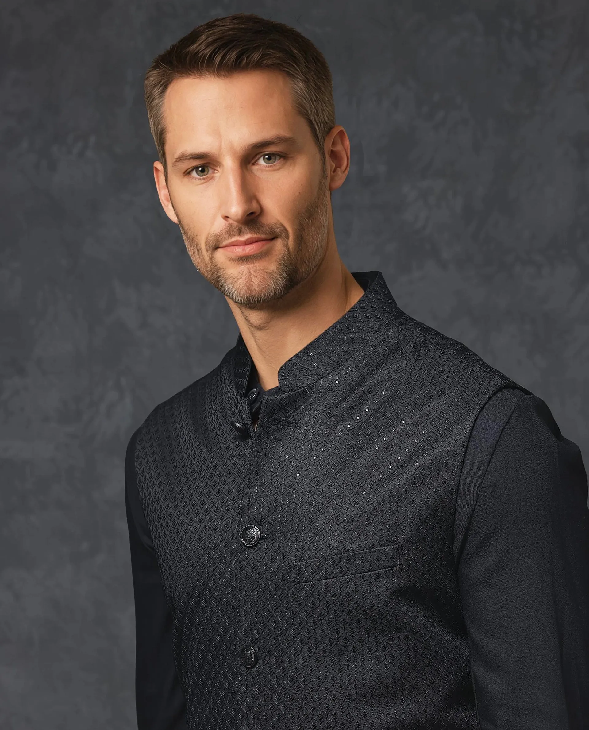 Rare Rabbit Men's Lasmos-Kpb Black Kurta-Suit