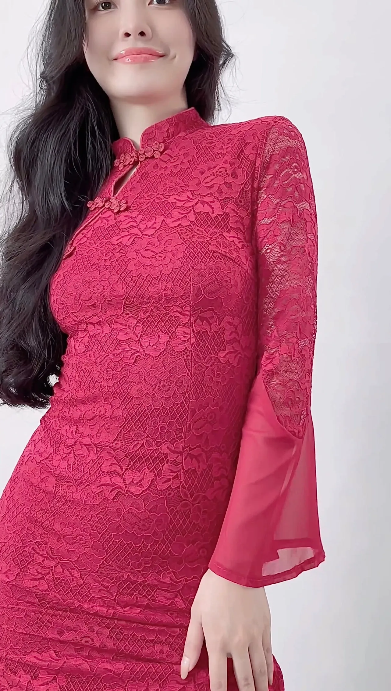 RED LACE CHEONGSAM