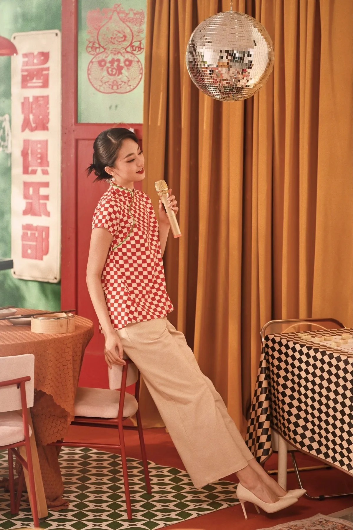 The Spring Dawn Women Classic Cheongsam Top - Checkerboard