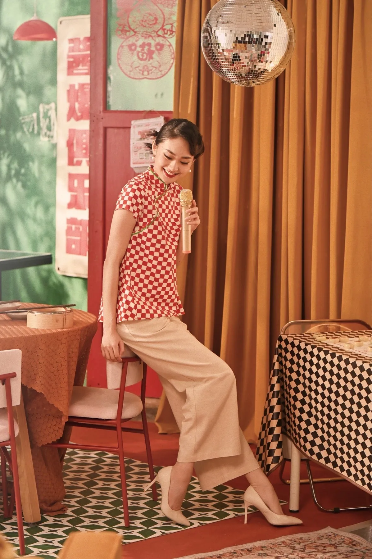 The Spring Dawn Women Classic Cheongsam Top - Checkerboard