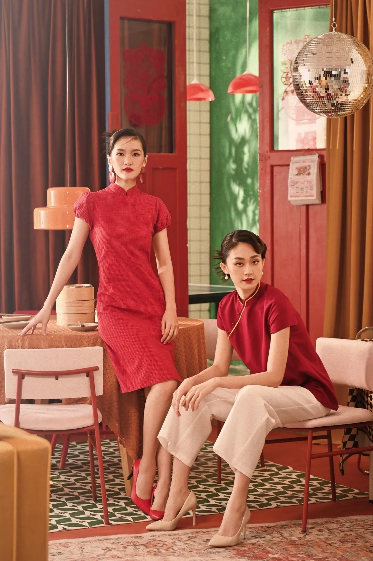 The Spring Dawn Women Classic Cheongsam Top - Maroon