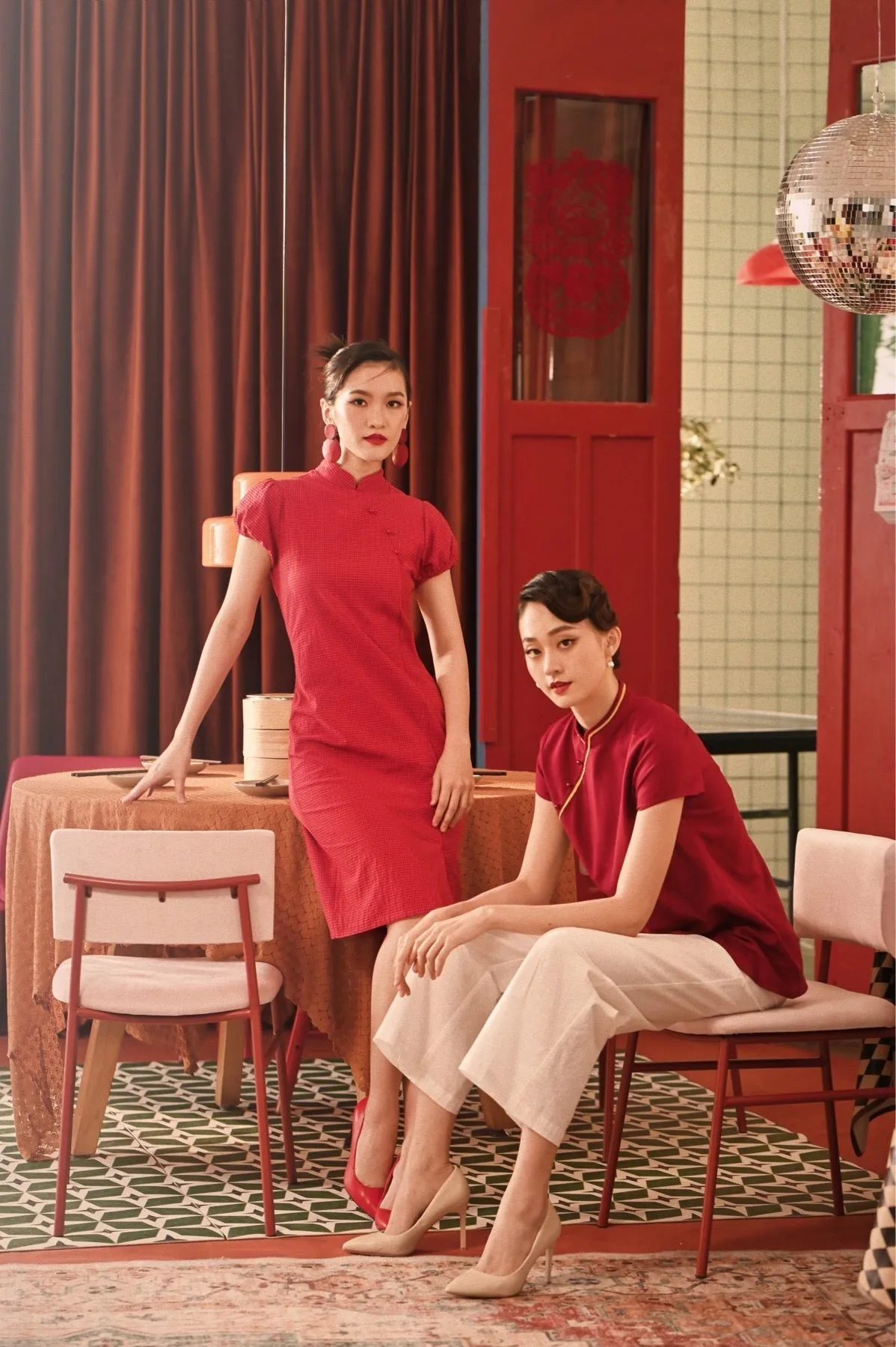 The Spring Dawn Women Classic Cheongsam Top - Maroon