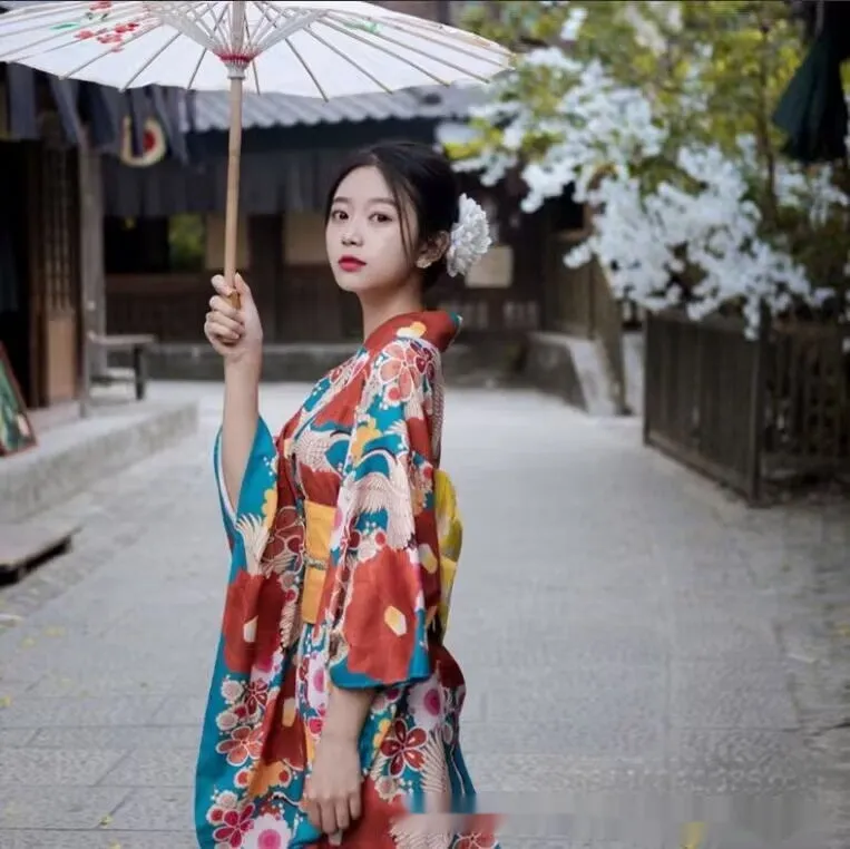 Vibrant Floral Women’s Yukata – Traditional Japanese Summer Kimono with Obi Belt.