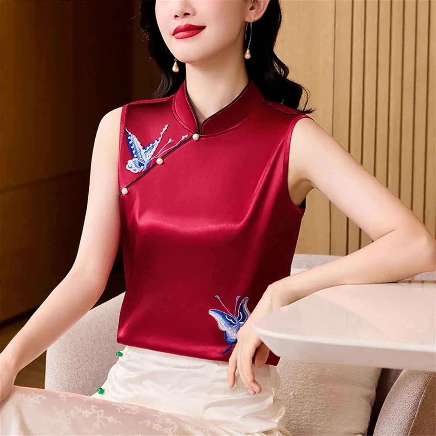 Women's Sleeveless Satin Blouse Mandarin Collar Beaded Button-Down Shirt Formal Wedding Guest Outfit for Evening Party