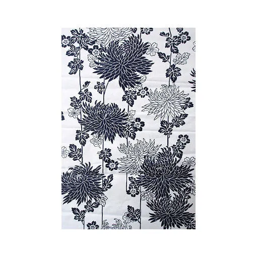 Women's Yukata: White Chrysanthemum